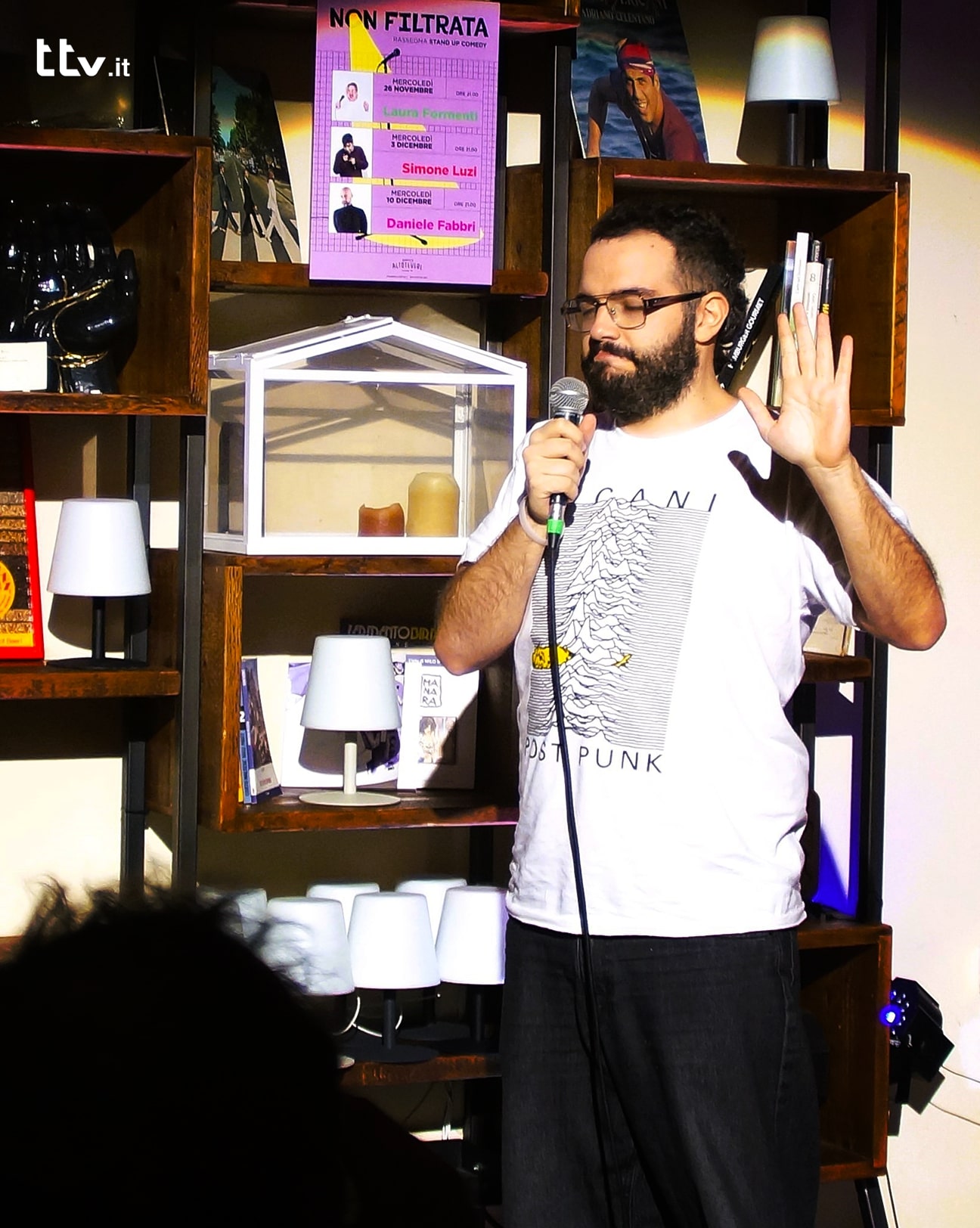 Tra stand-up, parolacce e tribunali: la tappa di Daniele Fabbri in Altotevere - Eventi | TTV.it