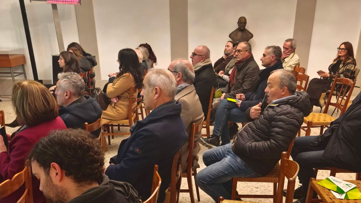 “Statemi vicino e cantate”: presentata l’edizione 2026 del Festival dei Cammini di Francesco 2 “Statemi vicino e cantate”: presentata l’edizione 2026 del Festival dei Cammini di Francesco - Festival dei Cammini di Francesco, Eventi | TTV.it