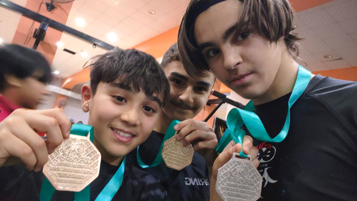 Shoot boxe e kick jitsu: tre giovani valtiberini brillano al Cairo con la Nazionale Italiana 1 Shoot boxe e kick jitsu: tre giovani valtiberini brillano al Cairo con la Nazionale Italiana - Sport | TTV.it