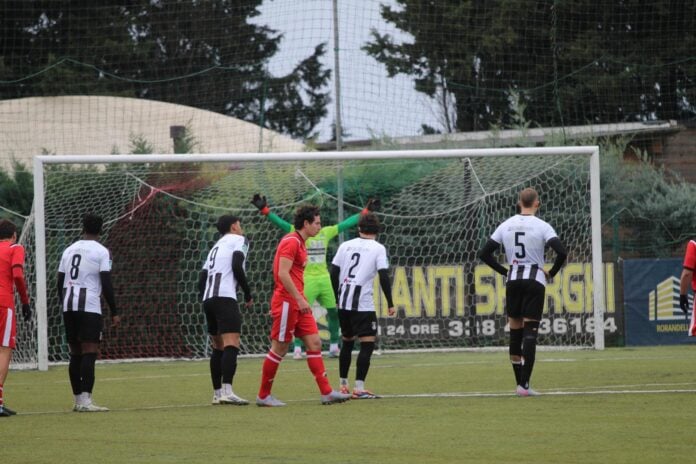 Scandicci-Sansepolcro pochi attimi prima del rigore che ha aperto le marcature dei padroni di casa (foto Samuele Olivieri)