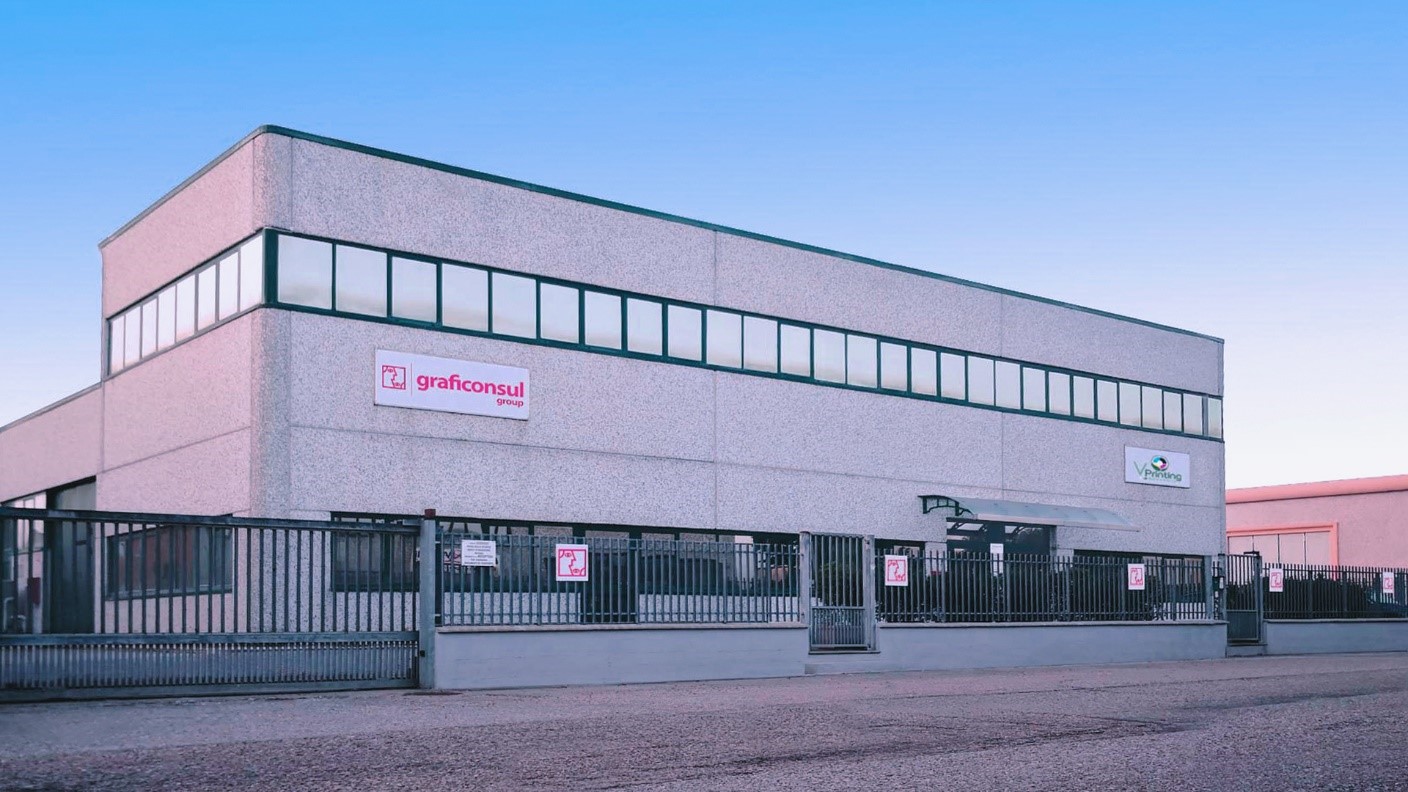 Nasce GRAFICOM: il nuovo polo italiano del POP, packaging e printing, tra innovazione e sostenibilità 1 Nasce GRAFICOM: il nuovo polo italiano del POP, packaging e printing, tra innovazione e sostenibilità - Economia e lavoro | TTV.it