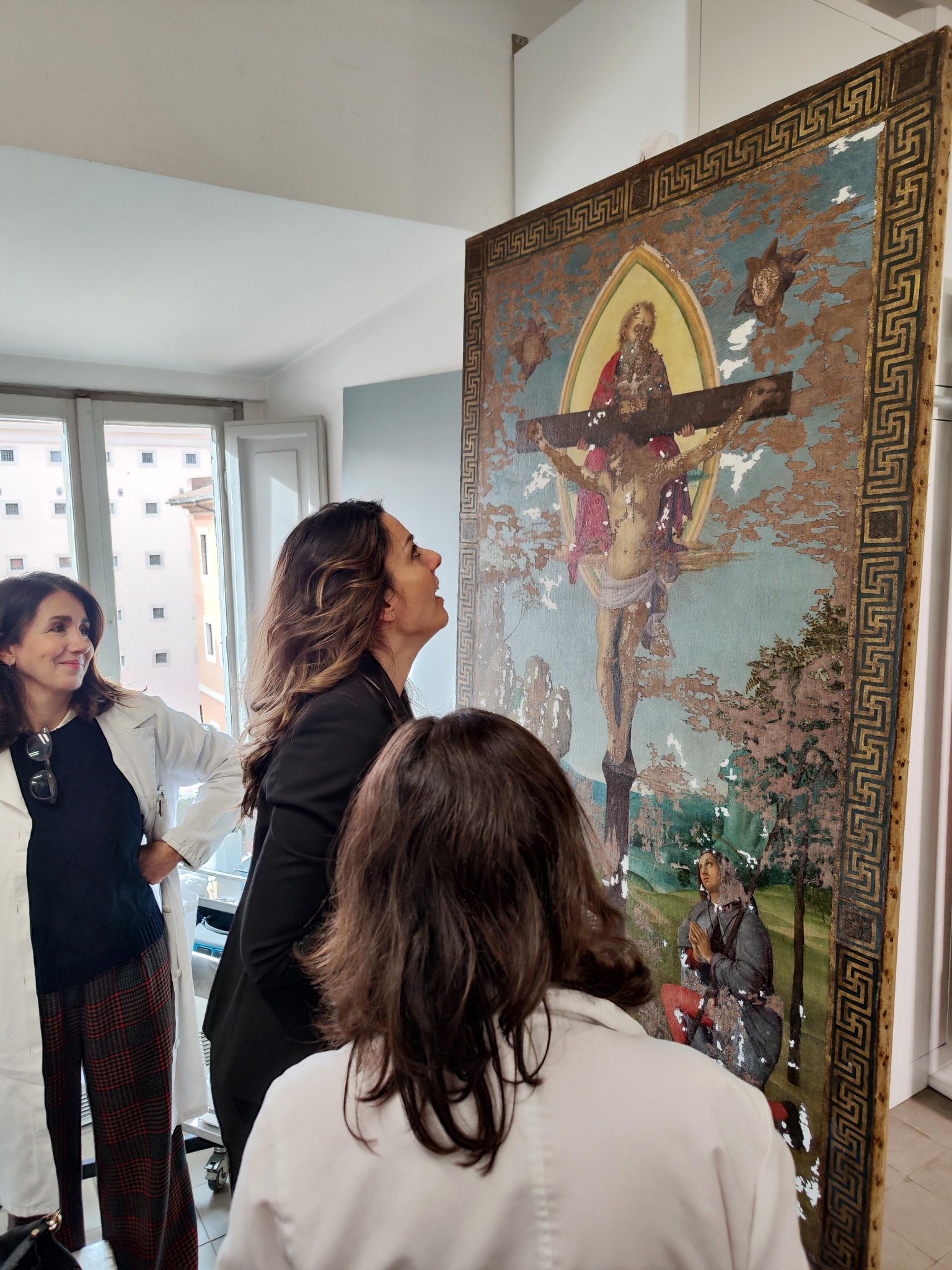 Lo Stendardo della Santissima Trinità di Raffaello verso New York 3 Lo Stendardo della Santissima Trinità di Raffaello verso New York - Cultura | TTV.it