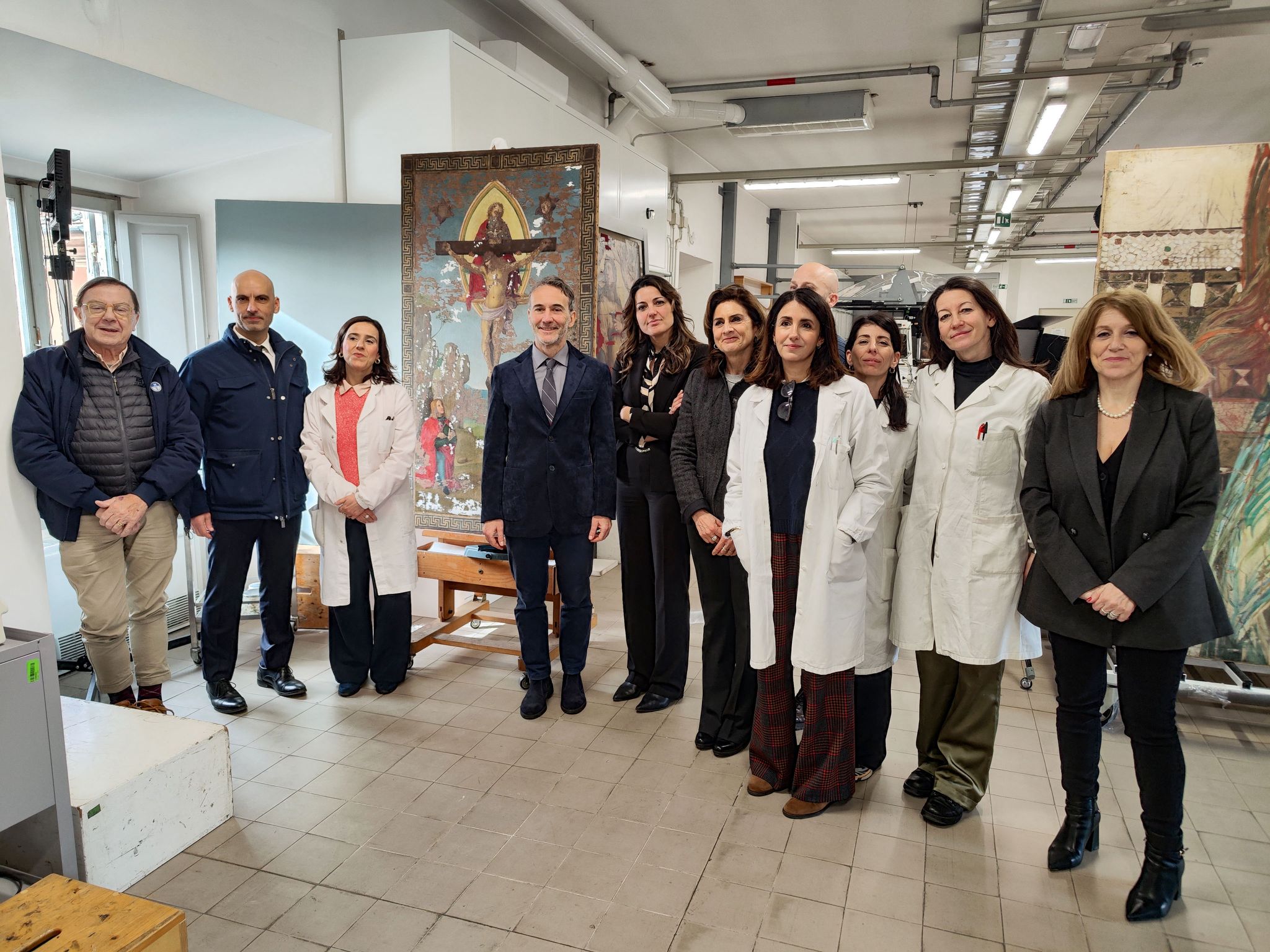 Lo Stendardo della Santissima Trinità di Raffaello verso New York 1 Lo Stendardo della Santissima Trinità di Raffaello verso New York - Cultura | TTV.it