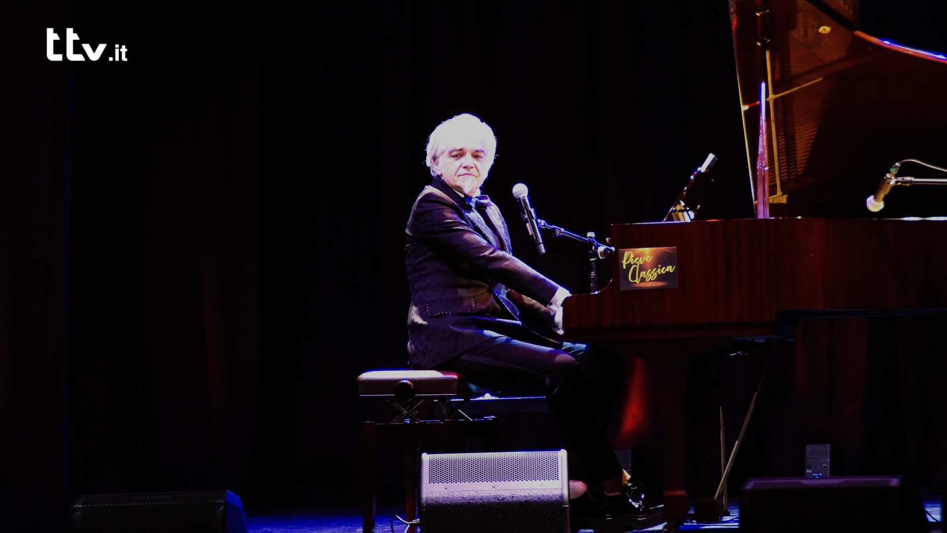 Morgan a Pieve Classica: tra Bluvertigo, Beethoven e i Doors 3 Morgan a Pieve Classica: tra Bluvertigo, Beethoven e i Doors - Cultura | TTV.it