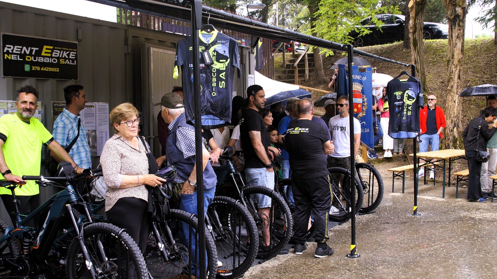 Badia Tedalda inaugura il primo noleggio e-bike: nasce l’Ecopoint dedicato a Michela Maioli 6 Badia Tedalda inaugura il primo noleggio e-bike: nasce l’Ecopoint dedicato a Michela Maioli - Attualità, Ambiente | TTV.it