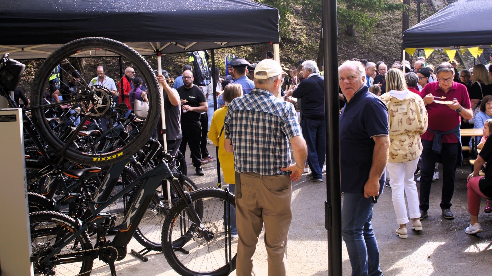 Badia Tedalda inaugura il primo noleggio e-bike: nasce l’Ecopoint dedicato a Michela Maioli 5 Badia Tedalda inaugura il primo noleggio e-bike: nasce l’Ecopoint dedicato a Michela Maioli - Attualità, Ambiente | TTV.it