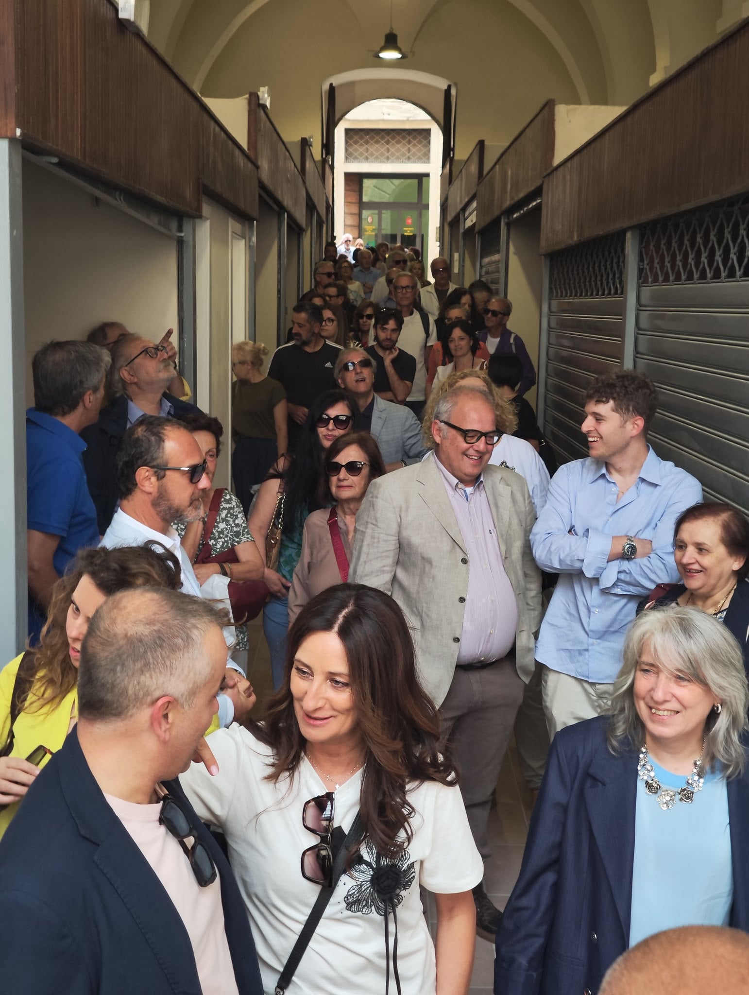 Città di Castello ritrova il mercato coperto di corso Cavour - Attualità | TTV.it
