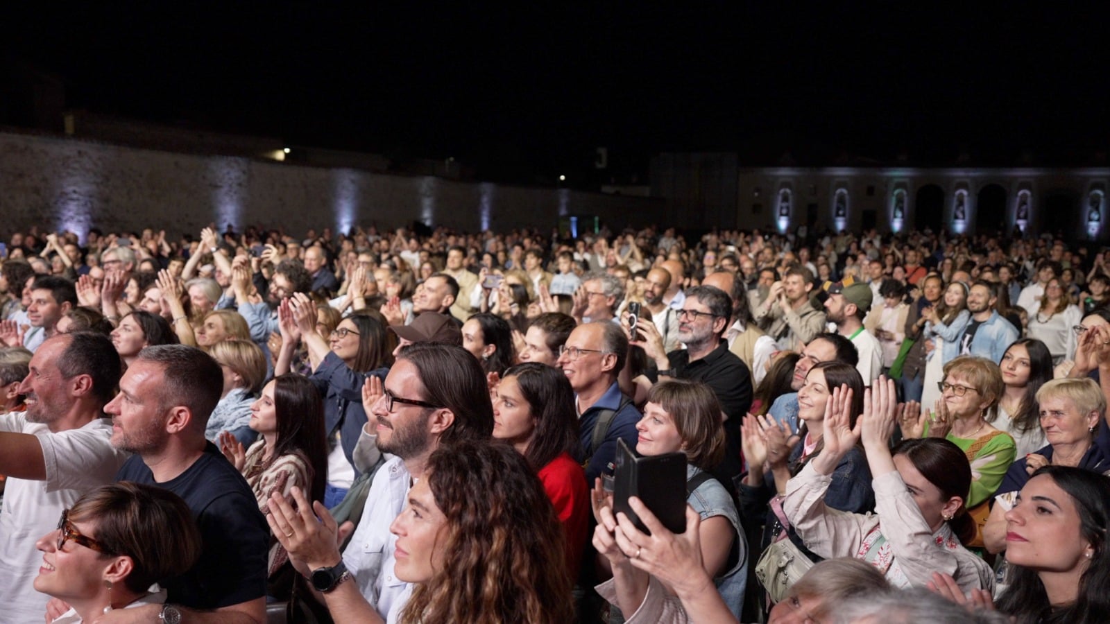 Il Festival dei Cammini si chiude con il sold out di Niccolò Fabi a Città di Castello 3 Il Festival dei Cammini si chiude con il sold out di Niccolò Fabi a Città di Castello - Festival dei Cammini di Francesco, Eventi | TTV.it