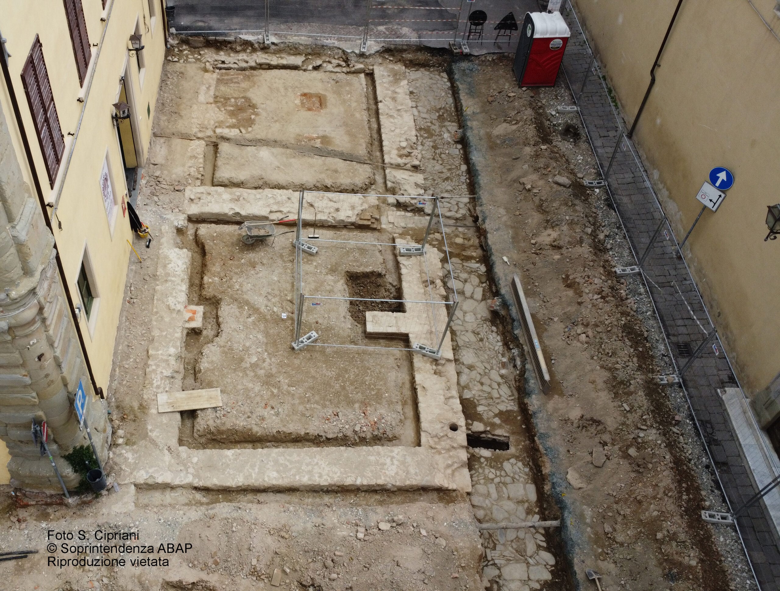 Sansepolcro riscopre Piazza Dotti prima che diventasse una piazza 2 Sansepolcro riscopre Piazza Dotti prima che diventasse una piazza - Cultura, News, Storia | TTV.it