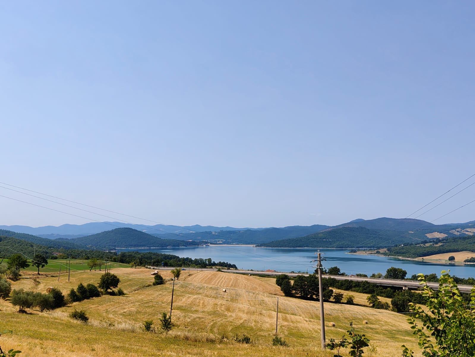 Dove si trova il paesaggio raffigurato nel “Doppio ritratto dei duchi di Urbino”? 4 Dove si trova il paesaggio raffigurato nel “Doppio ritratto dei duchi di Urbino”? - Cultura | TTV.it