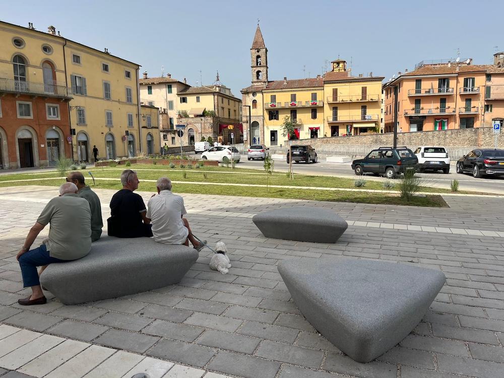 Umbertide ritrova Piazza Mazzini: conclusa la riqualificazione del centro 1 Umbertide ritrova Piazza Mazzini: conclusa la riqualificazione del centro - Attualità | TTV.it