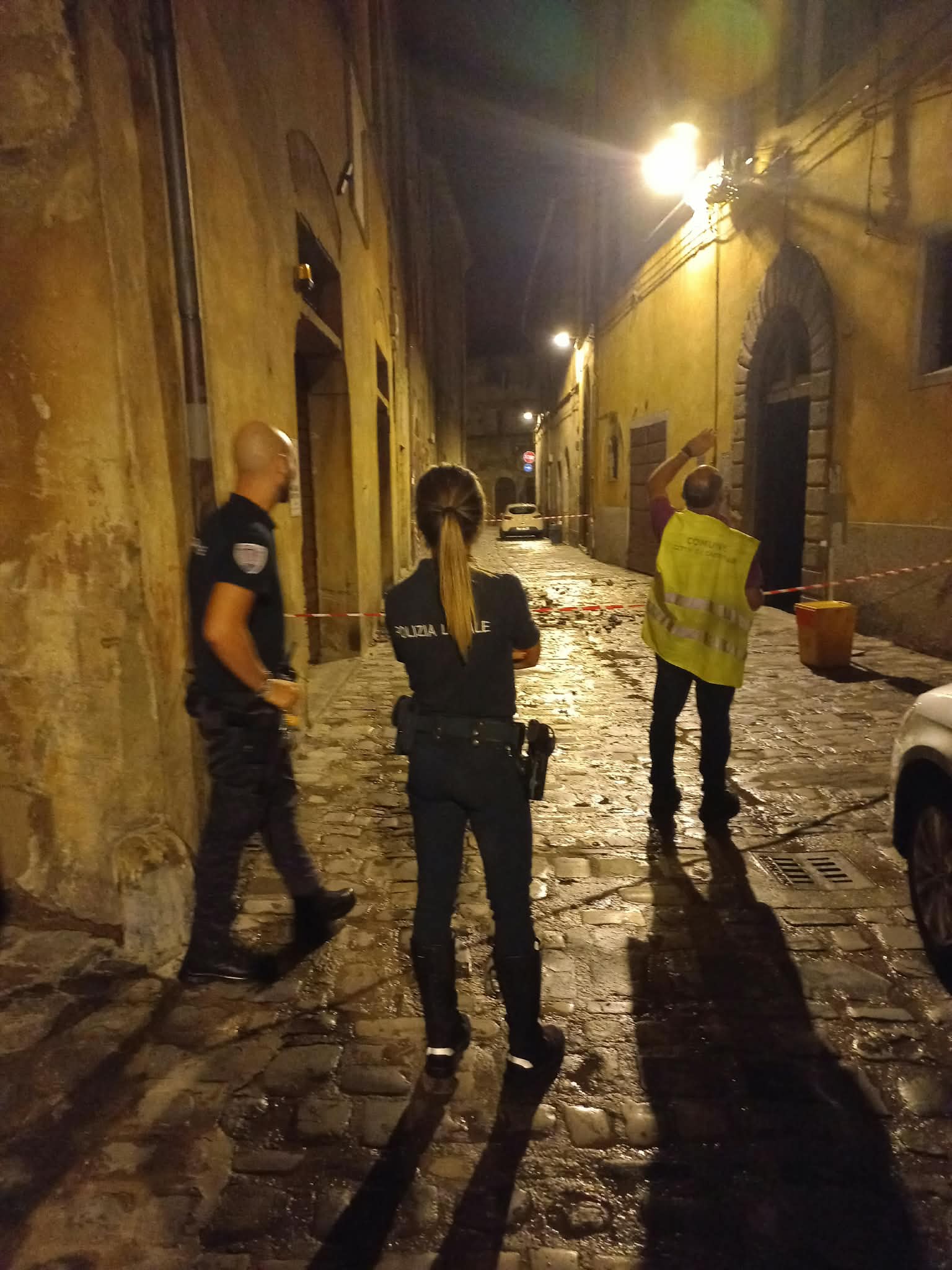 Nubifragio su Città di Castello, allagamenti e danni in diverse zone 6 Nubifragio su Città di Castello, allagamenti e danni in diverse zone - Cronaca | TTV.it