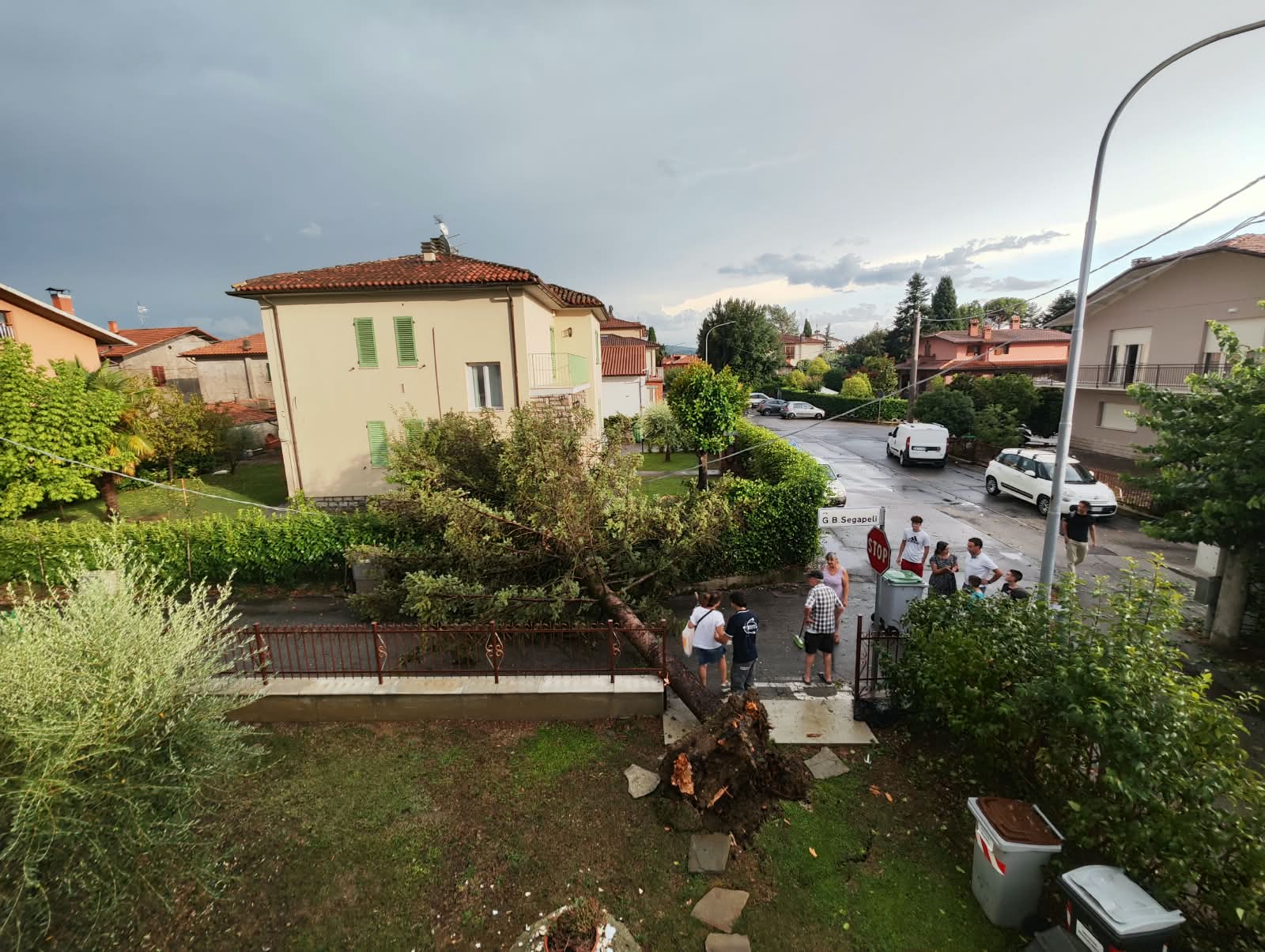 Nubifragio su Città di Castello, allagamenti e danni in diverse zone 4 Nubifragio su Città di Castello, allagamenti e danni in diverse zone - Cronaca | TTV.it