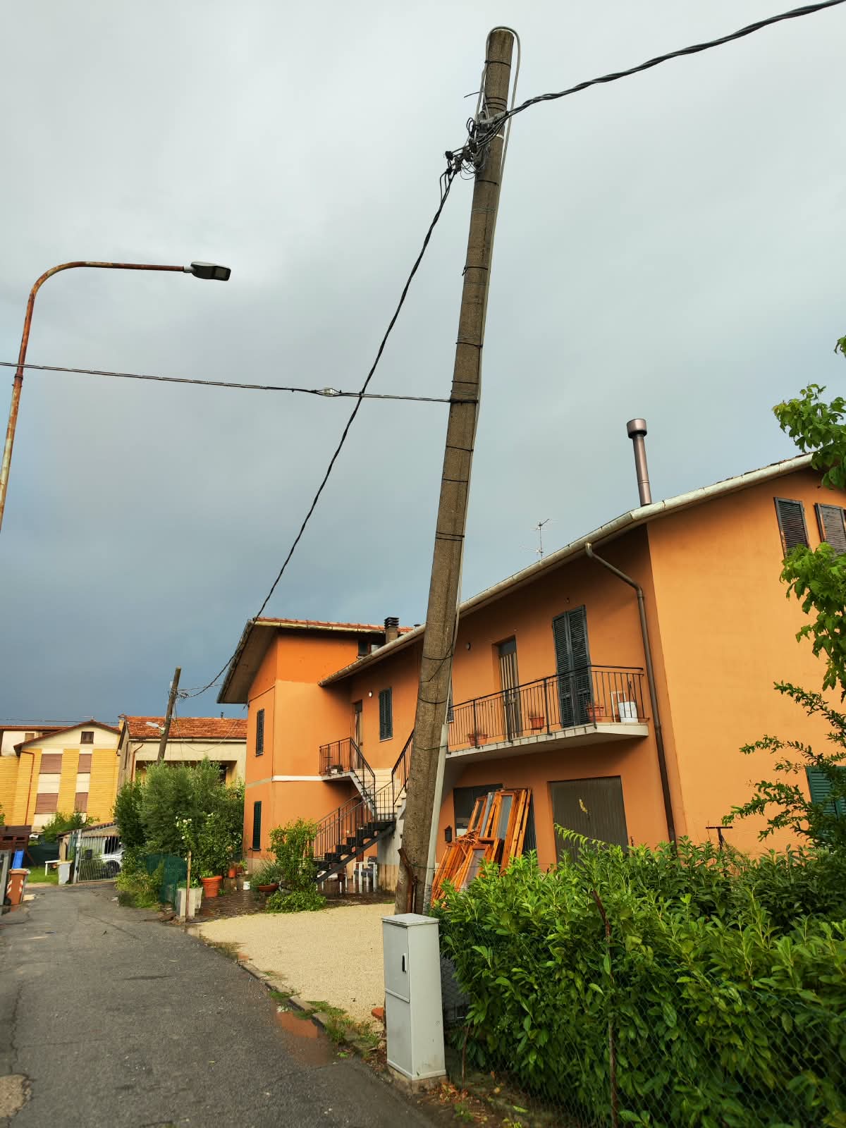 Nubifragio su Città di Castello, allagamenti e danni in diverse zone 3 Nubifragio su Città di Castello, allagamenti e danni in diverse zone - Cronaca | TTV.it