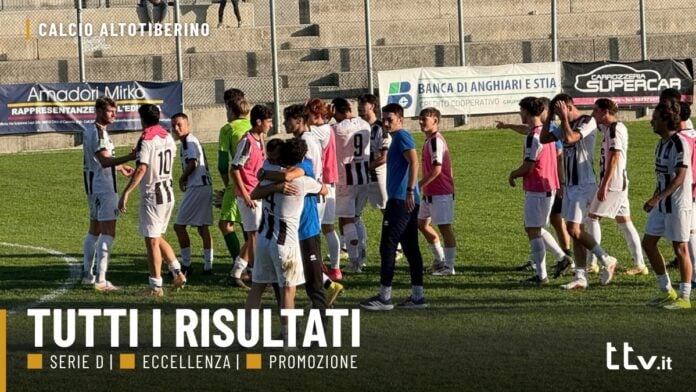 I giocatori del Sansepolcro festeggiano il primo successo in campionato da novembre 2025